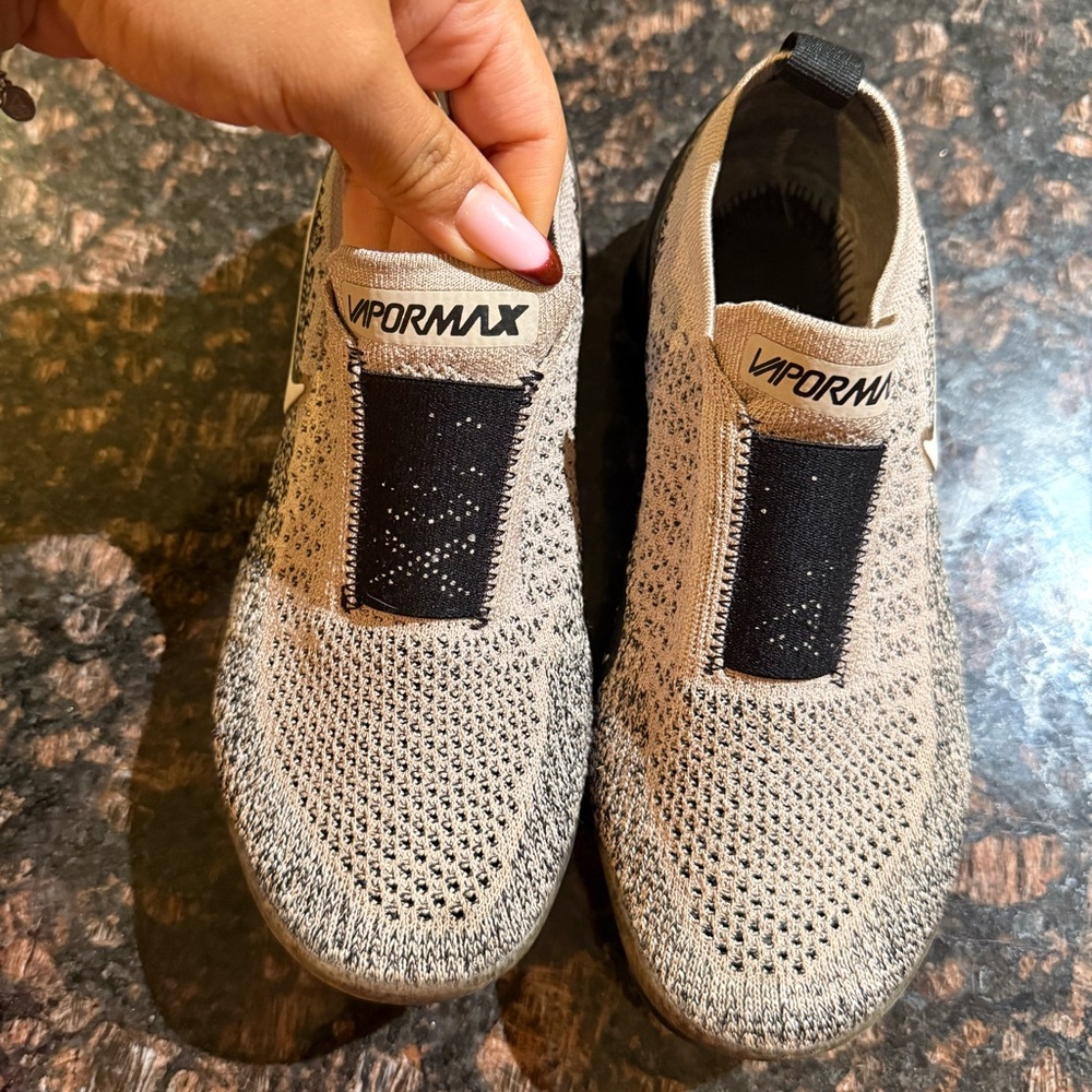 Nike Vapormax Flyknit in Beige and Black